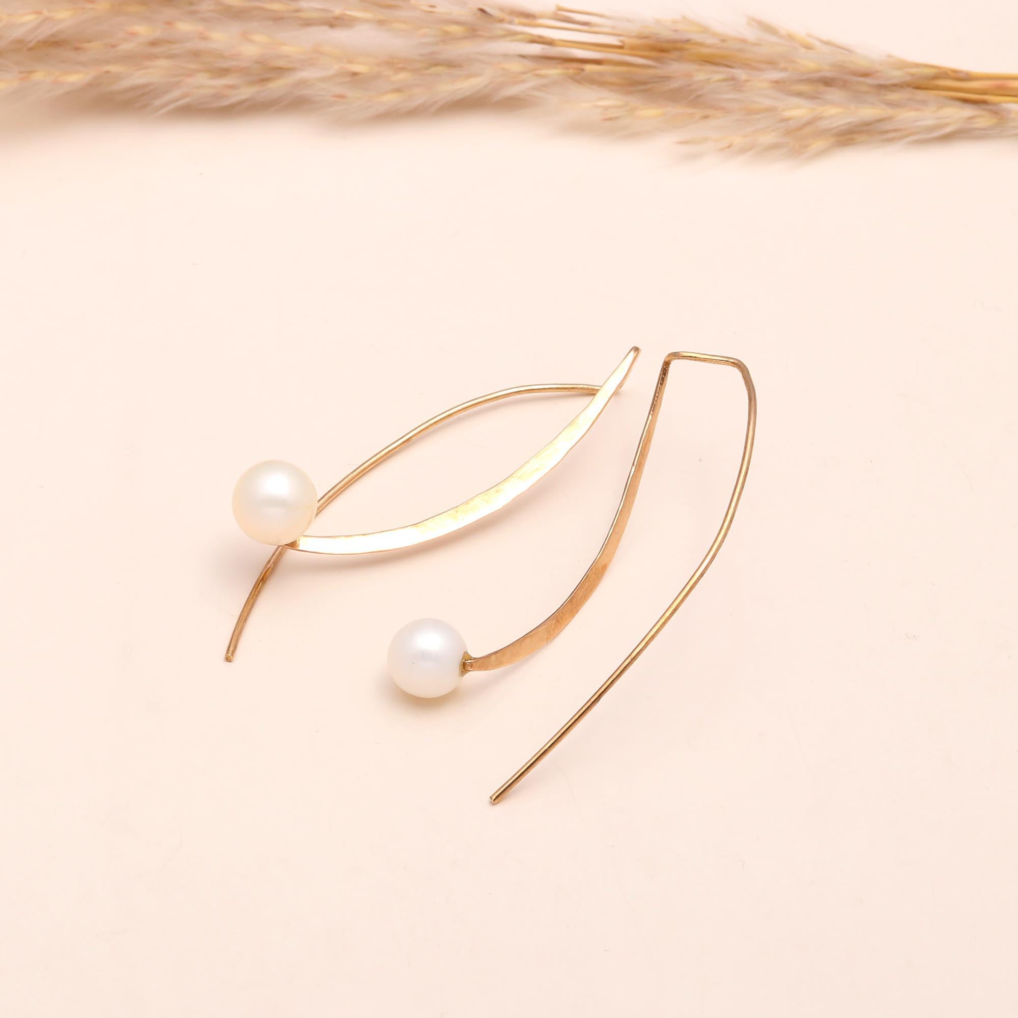 The Modern Pearl: Geometric Wire Threader Earrings