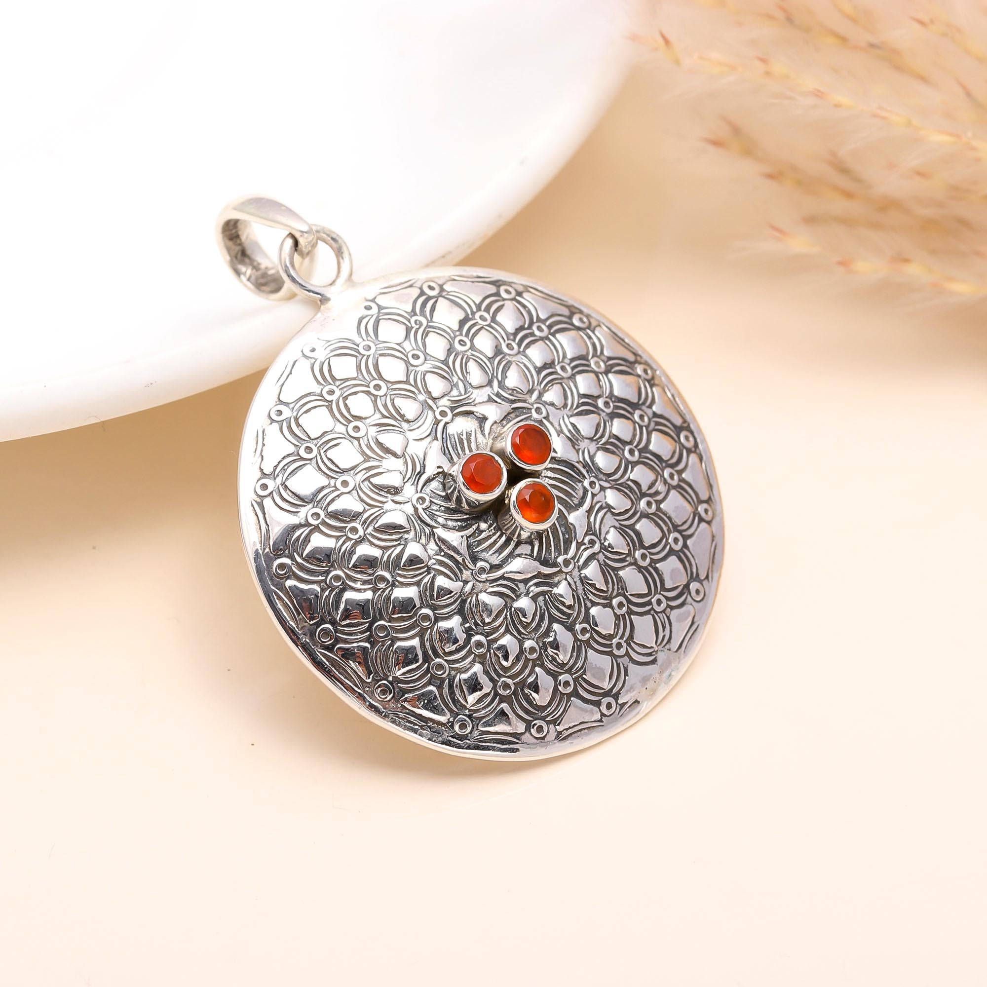 925 Sterling Silver Carnelian Medallion Pendant