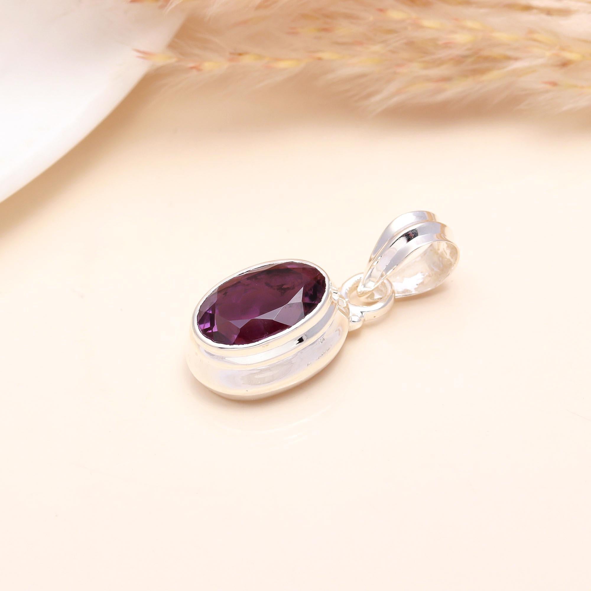 925 Sterling Silver Oval Amethyst Pendant