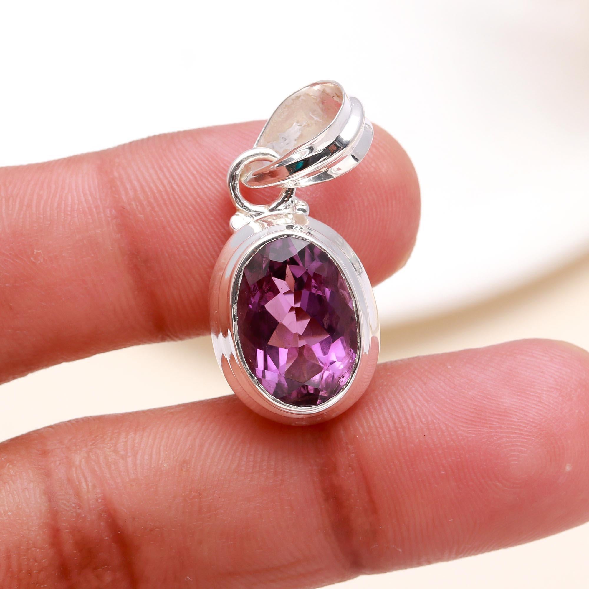 925 Sterling Silver Oval Amethyst Pendant