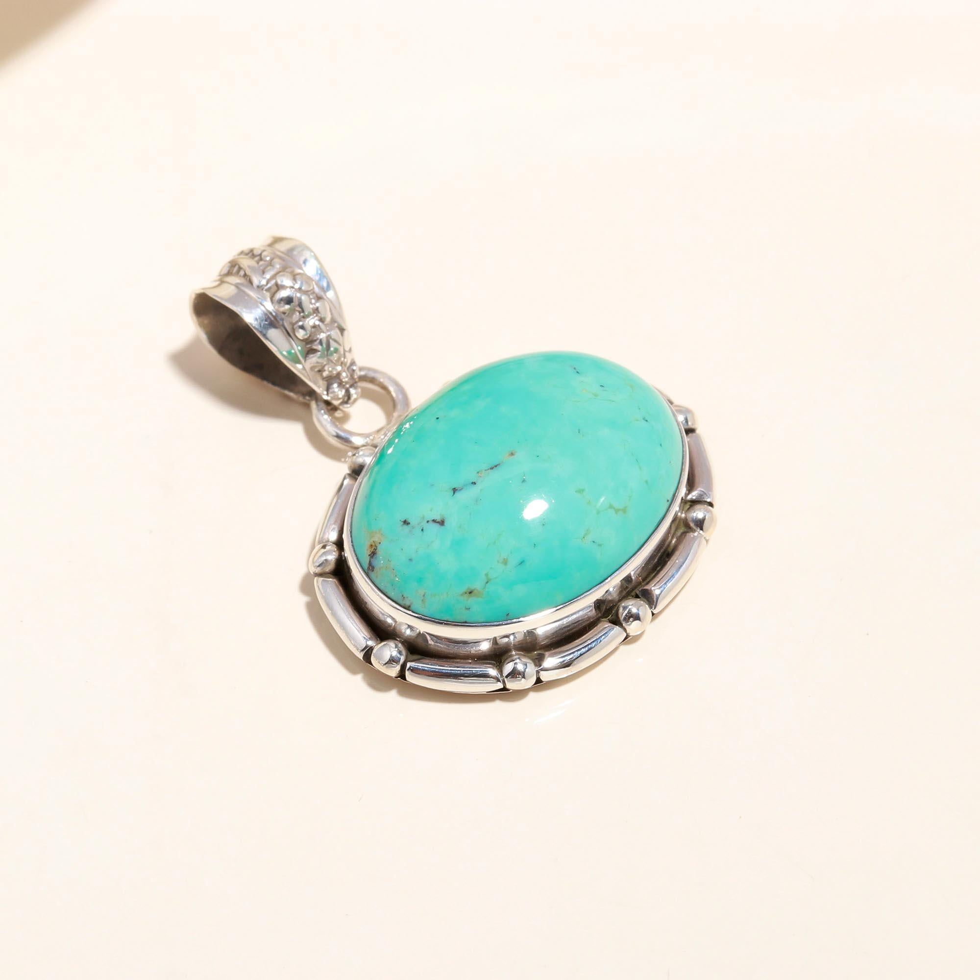 925 Sterling Silver Vintage-Style Boho Turquoise Oval Pendant