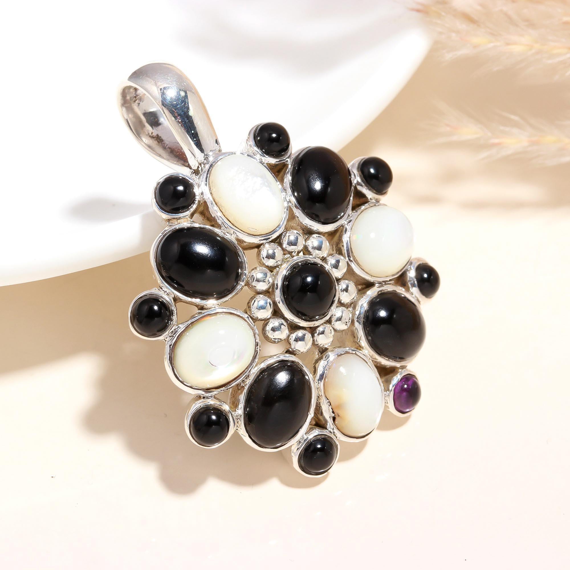 925 Sterling Silver Vintage Black Onyx & Mother of Pearl Pendant