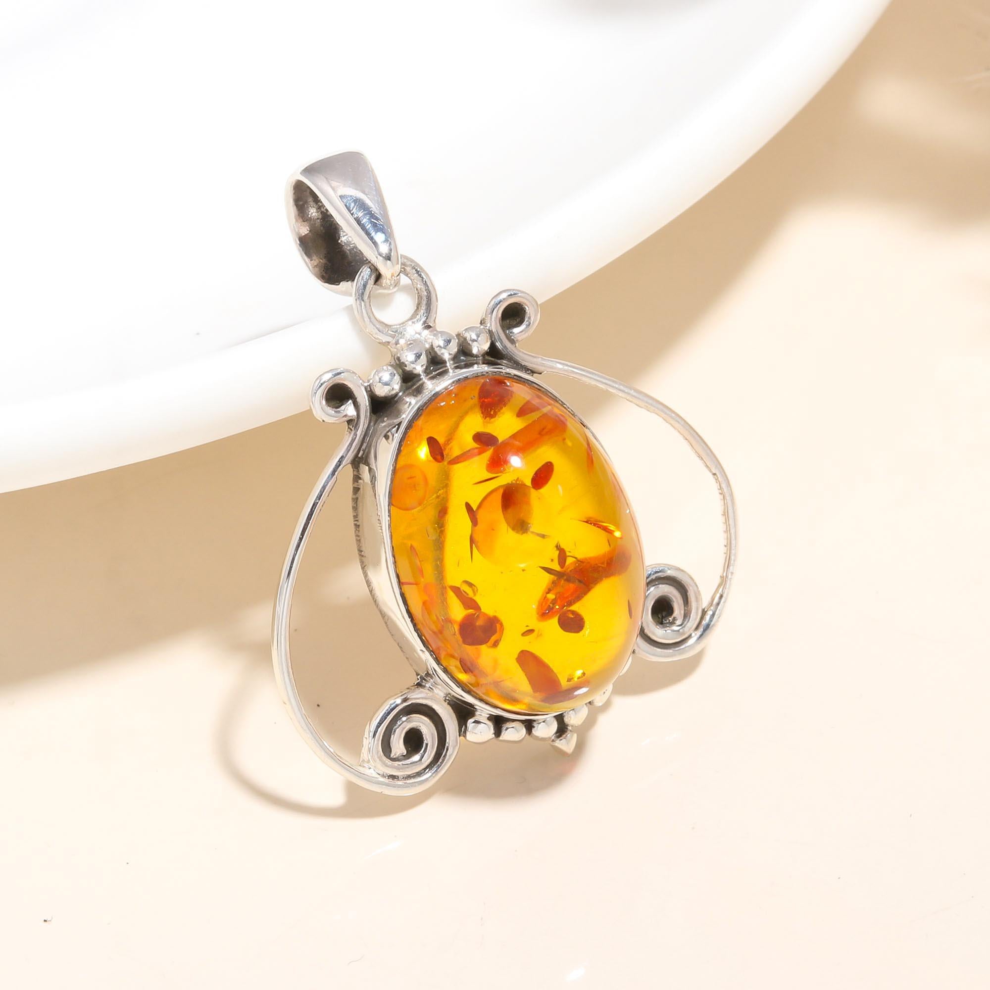 925 Sterling Silver Vintage-Style Natural Baltic Amber Pendant