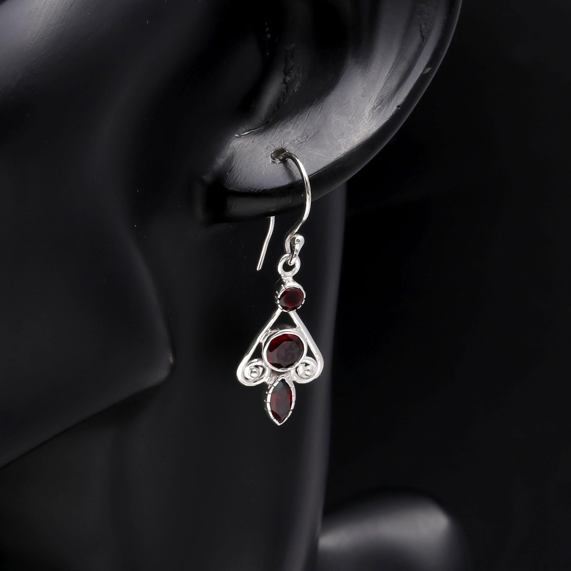 925 Sterling Silver Vintage Handcrafted Garnet Dangle Earrings