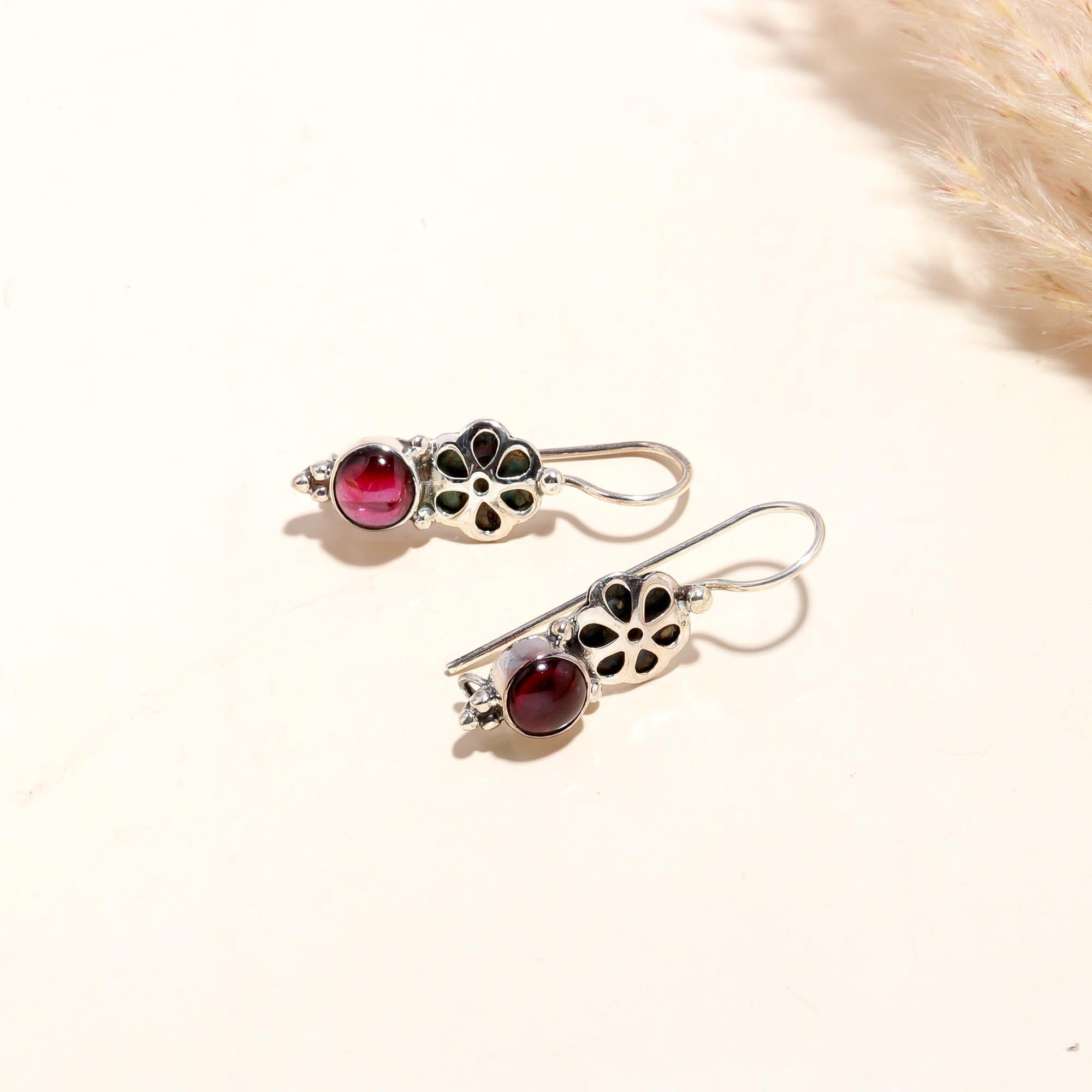 925 Sterling Silver Garnet Vintage Floral Filigree Dangle Earrings