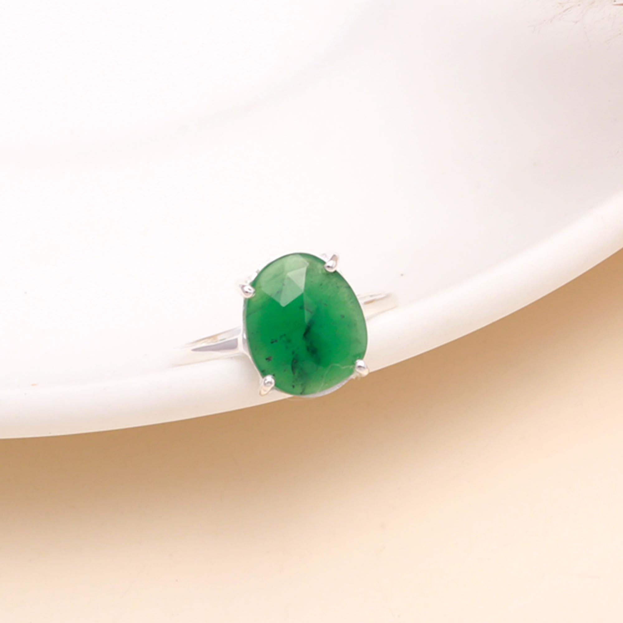 925 Sterling Silver Cushion-Cut Green Jade Ring