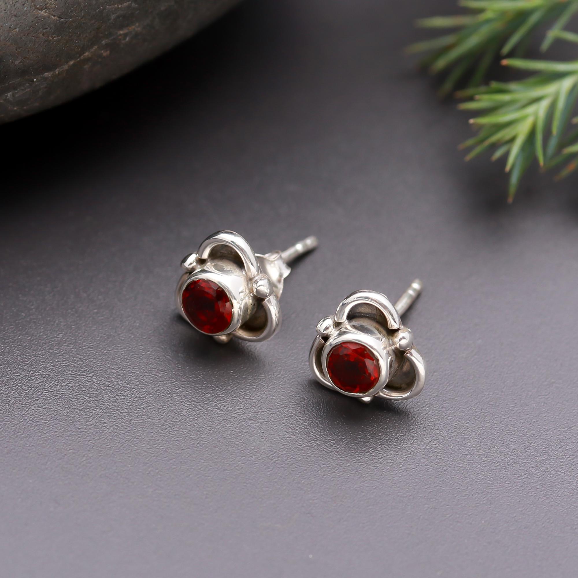 925 Silver Round Garnet Stud Earrings