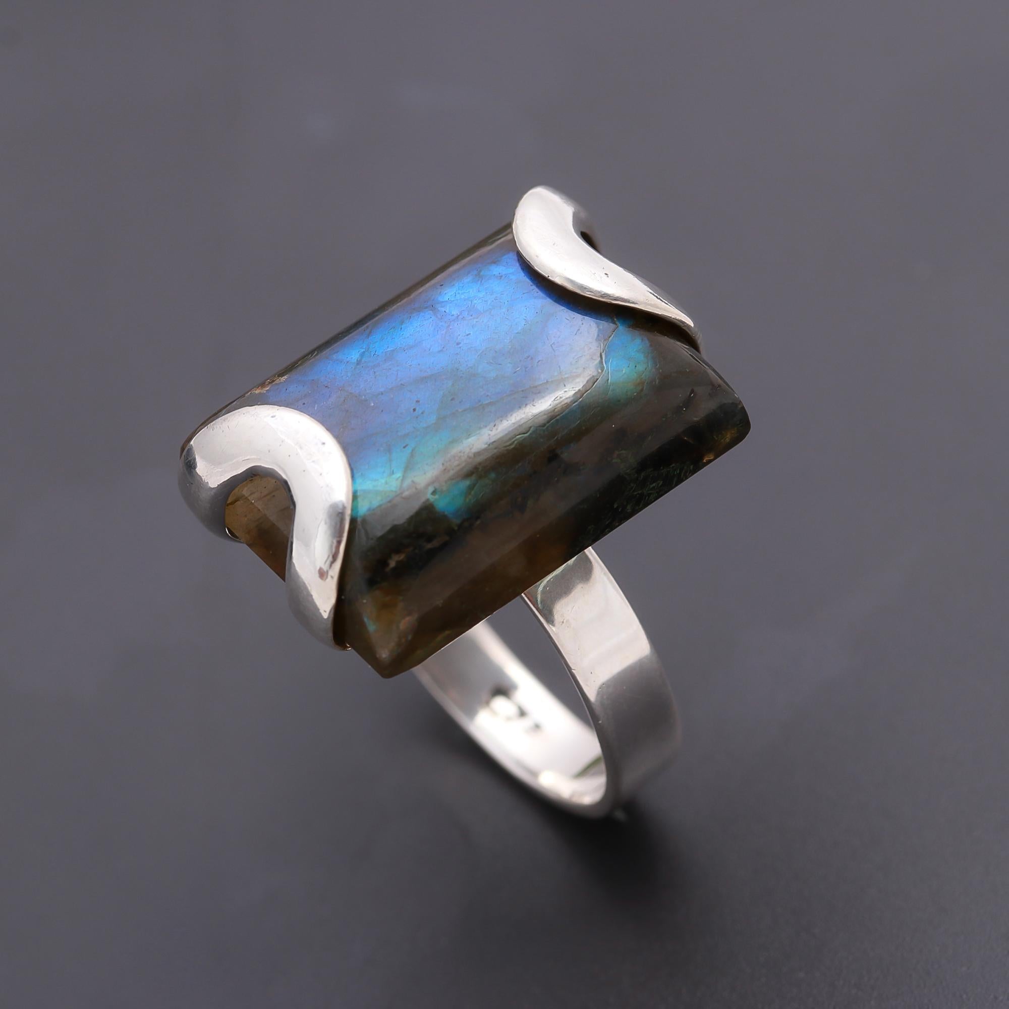 925 Silver Labradorite Ring