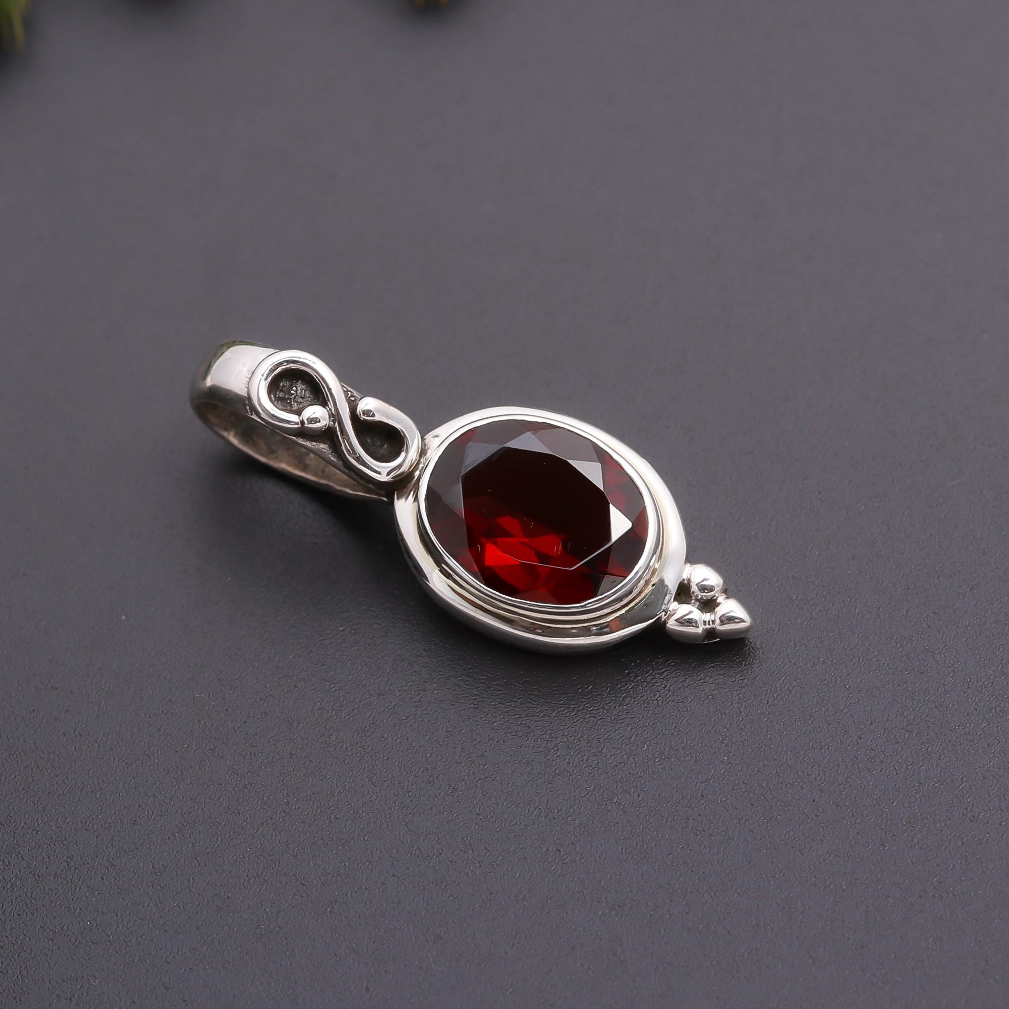 925 Silver Garnet Pendant