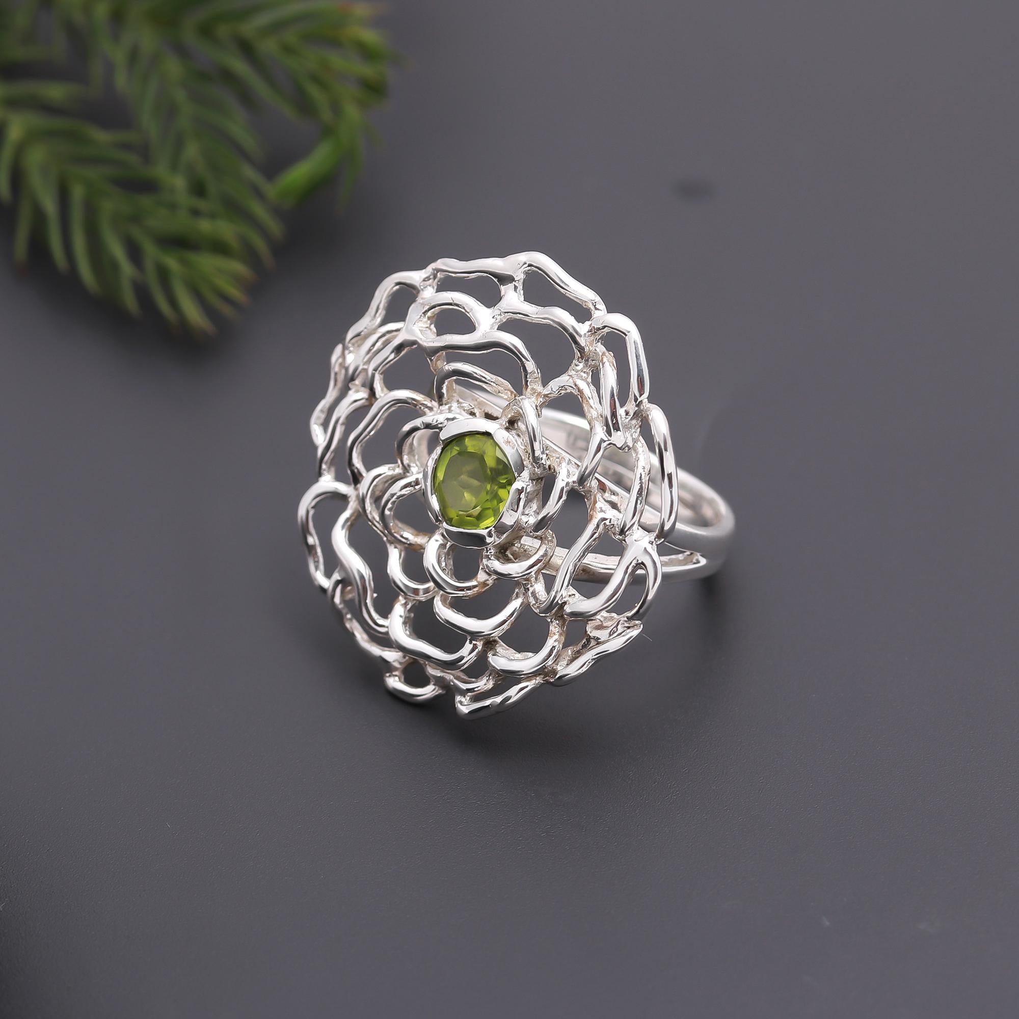 925 Silver Openwork Floral Ring