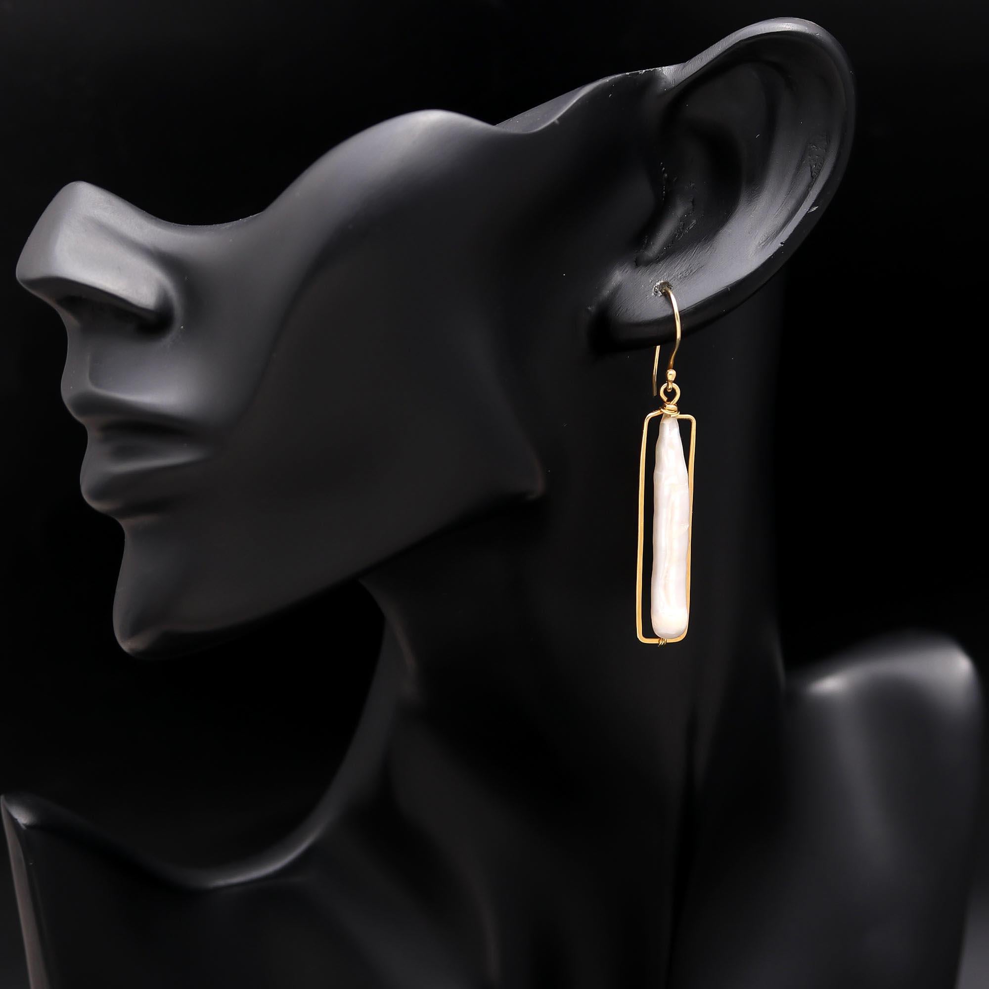 The Pearl Frame: Gold Geometric Stick Pearl Earrings
