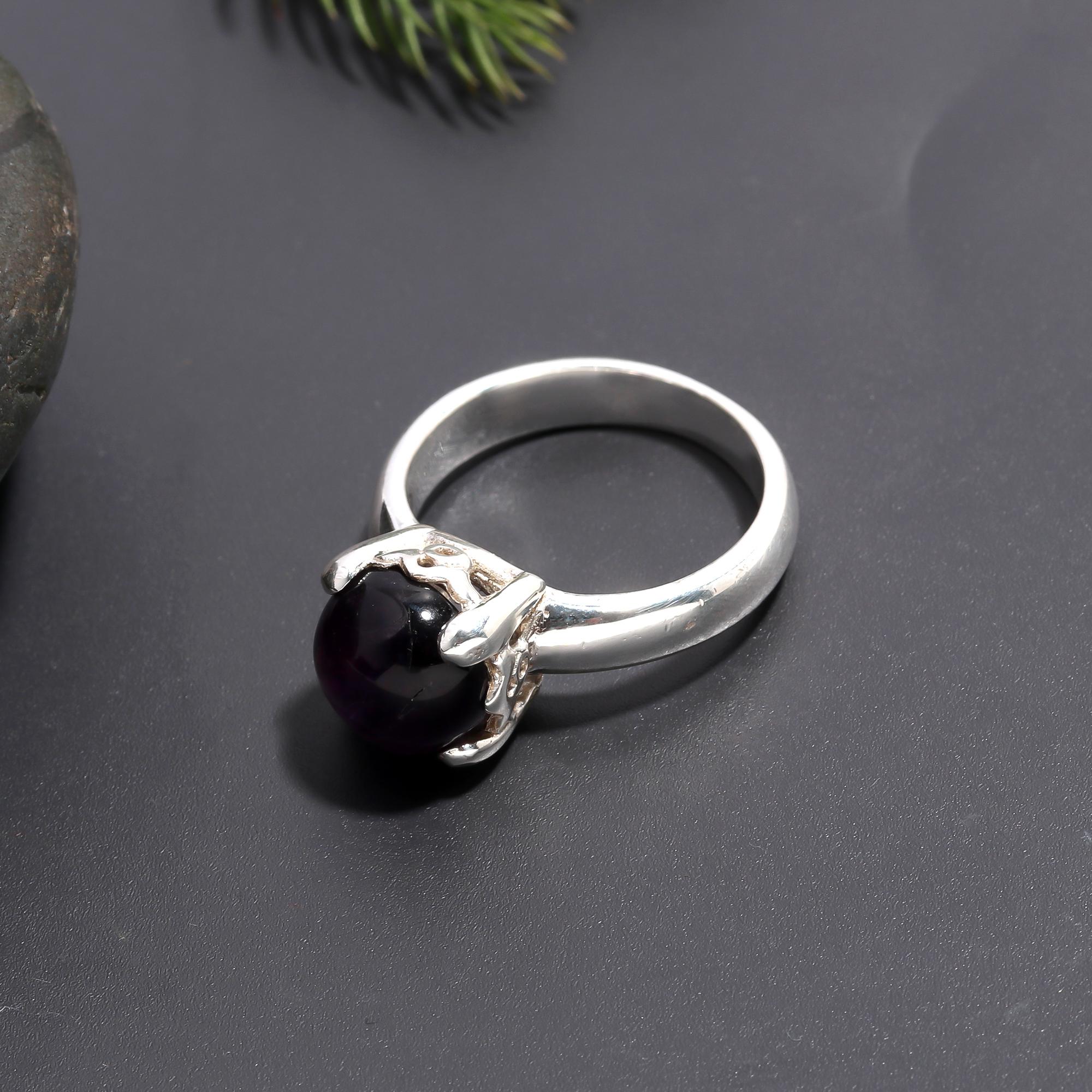 925 Silver Amethyst Claw-Set Ring