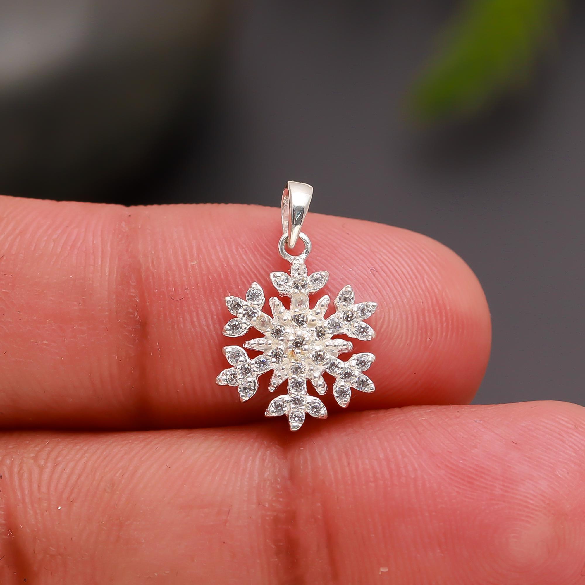 925 Silver Snowflake CZ Pendant