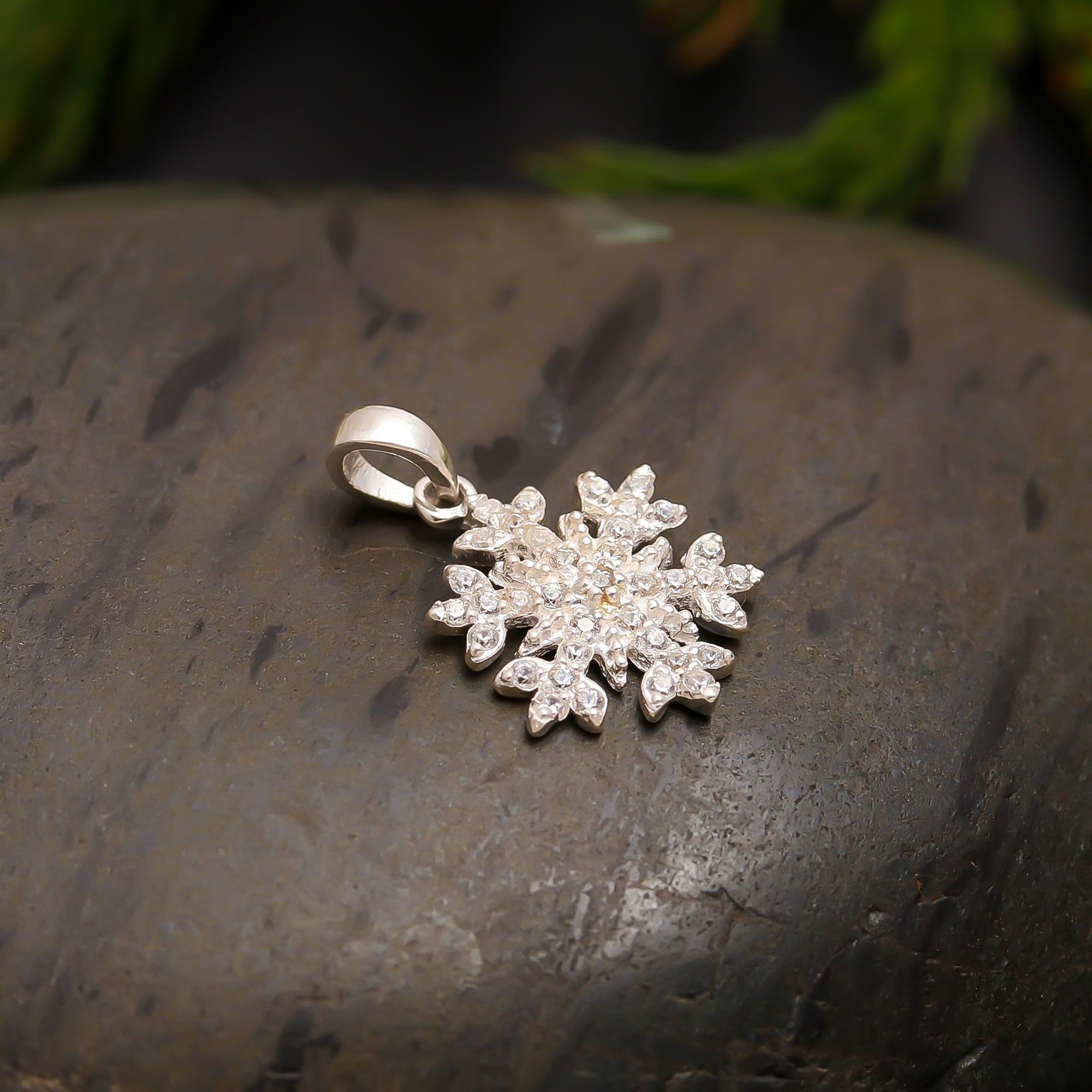 925 Silver Snowflake CZ Pendant