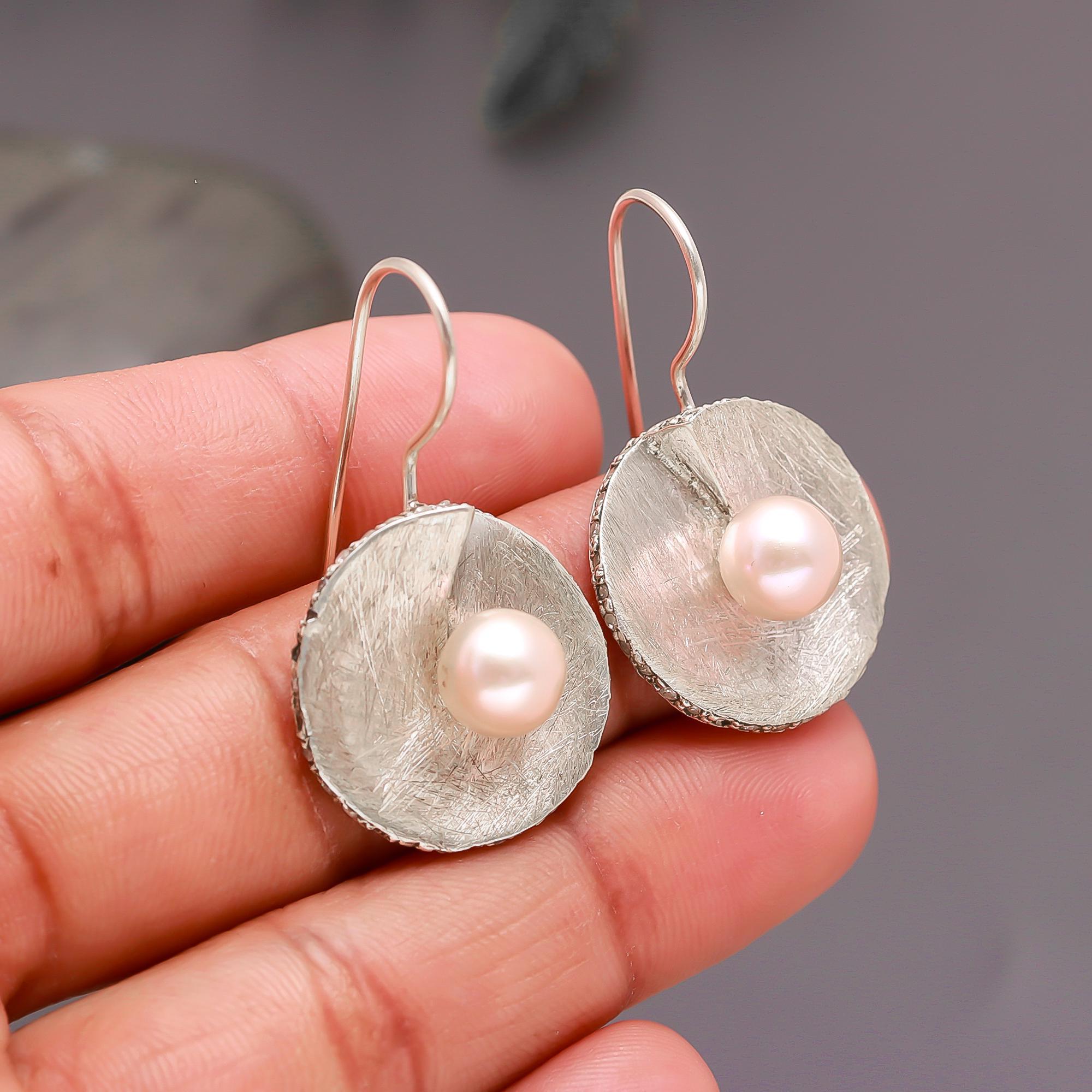 925 Silver Textured Pearl Circle Drop Earrings