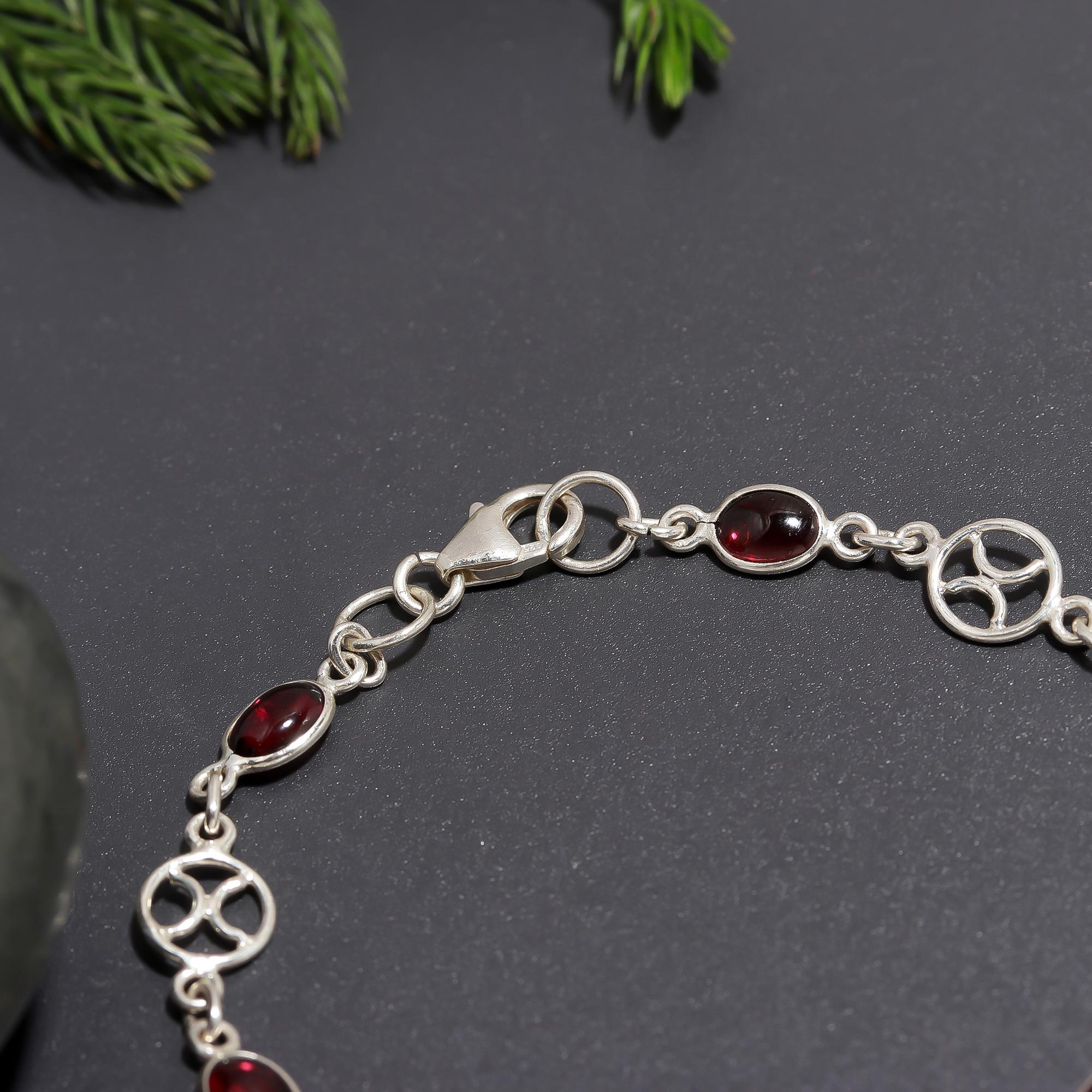 925 Silver Circle Motifs Garnet Link Bracelet