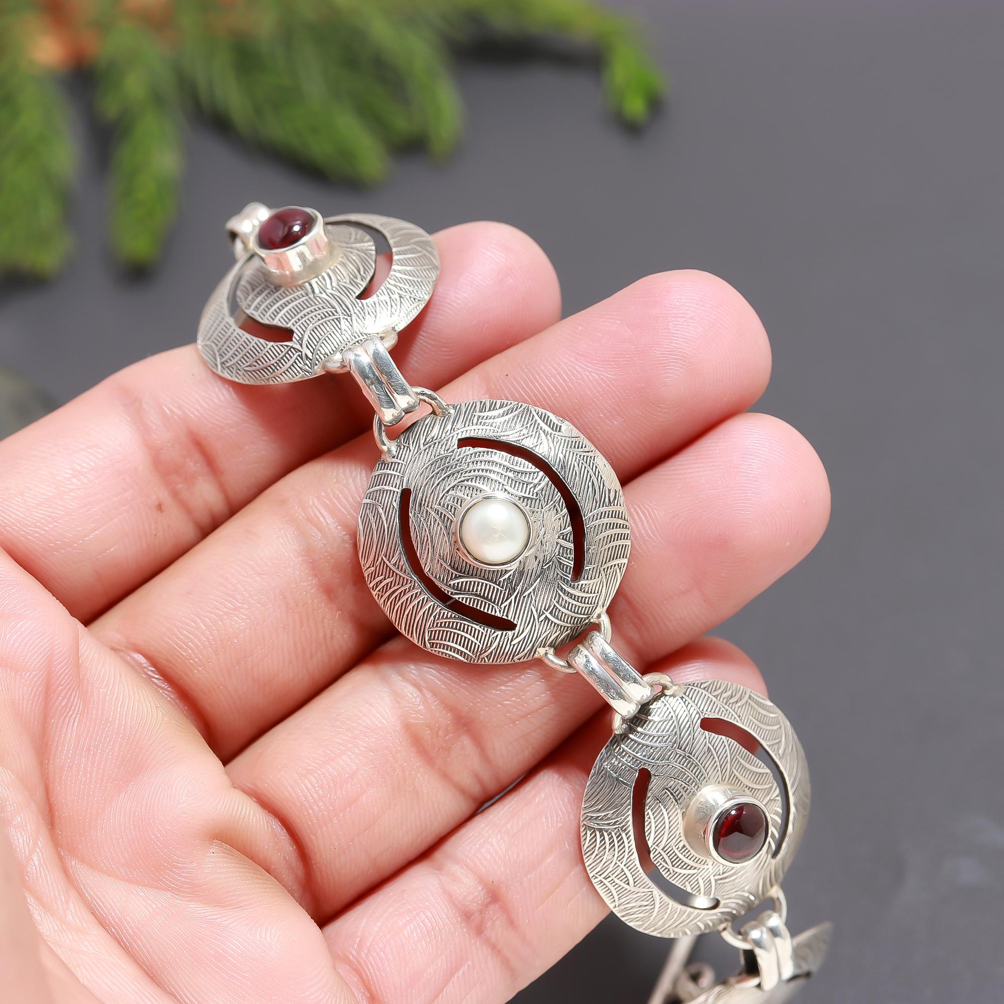 925 Silver Textured Circle Link Bracelet