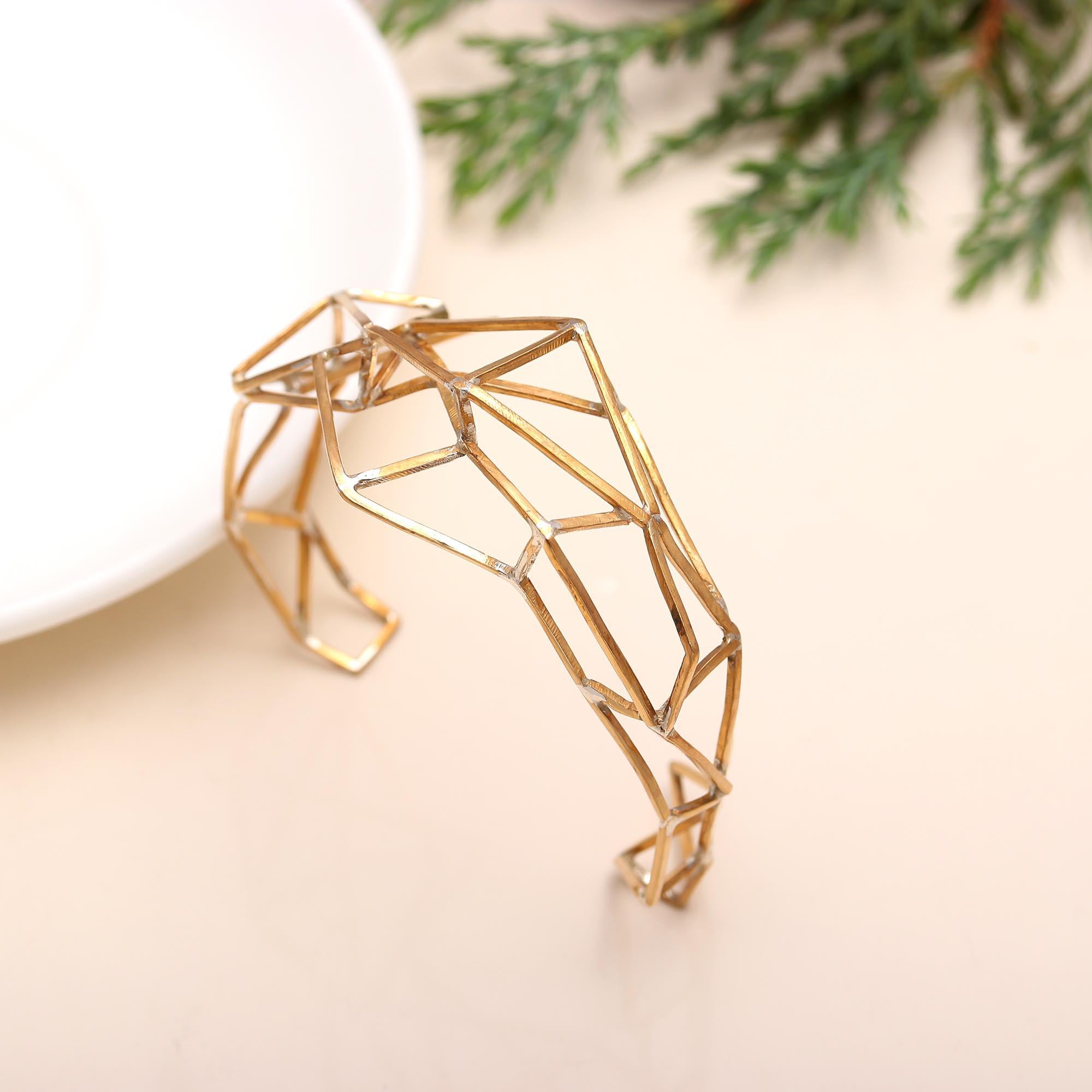 The Architect's Lattice: Geometric Gold Vermeil Wire Cuff