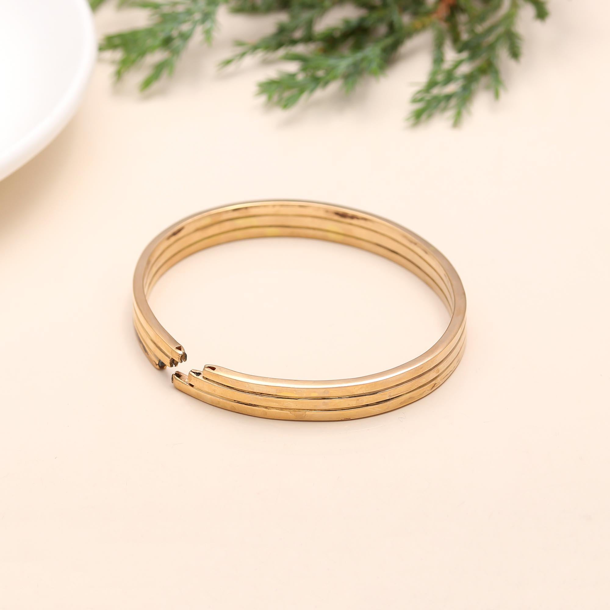 The Tiered Trinity: Triple Band Gold Vermeil Bangle