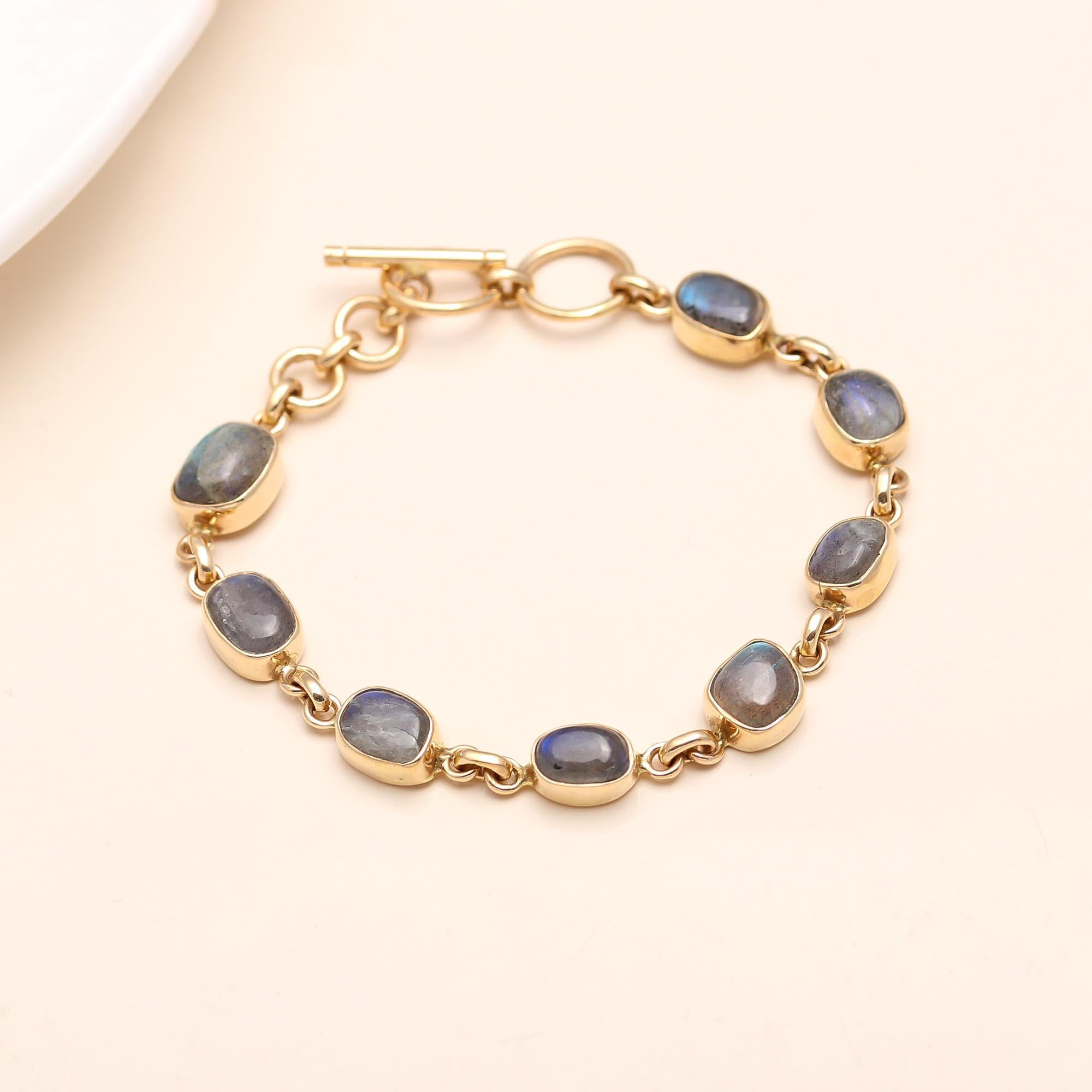 The Mystical Chain: Labradorite Gold Toggle Bracelet