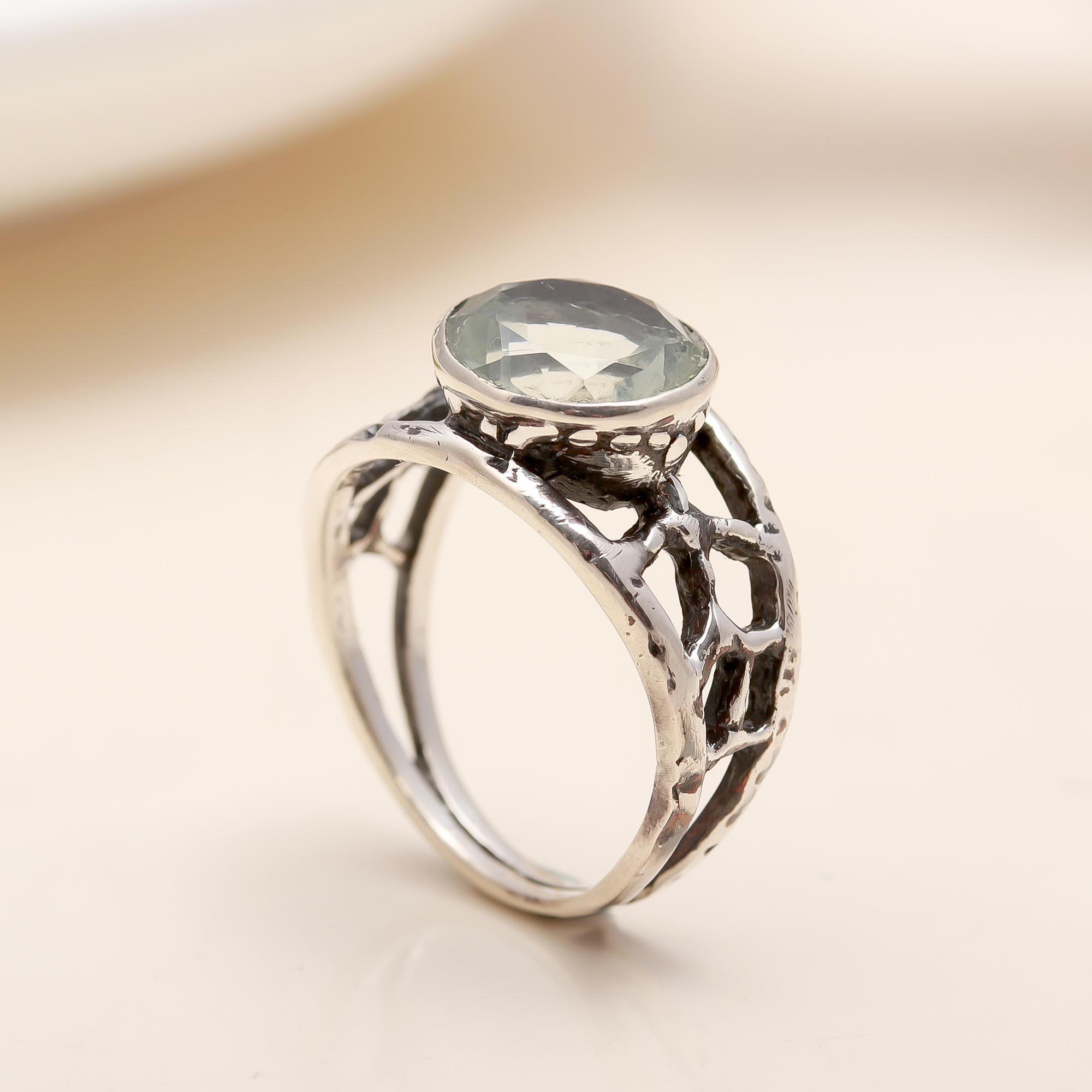 The Forest Lattice: Green Amethyst & Textured Ring
