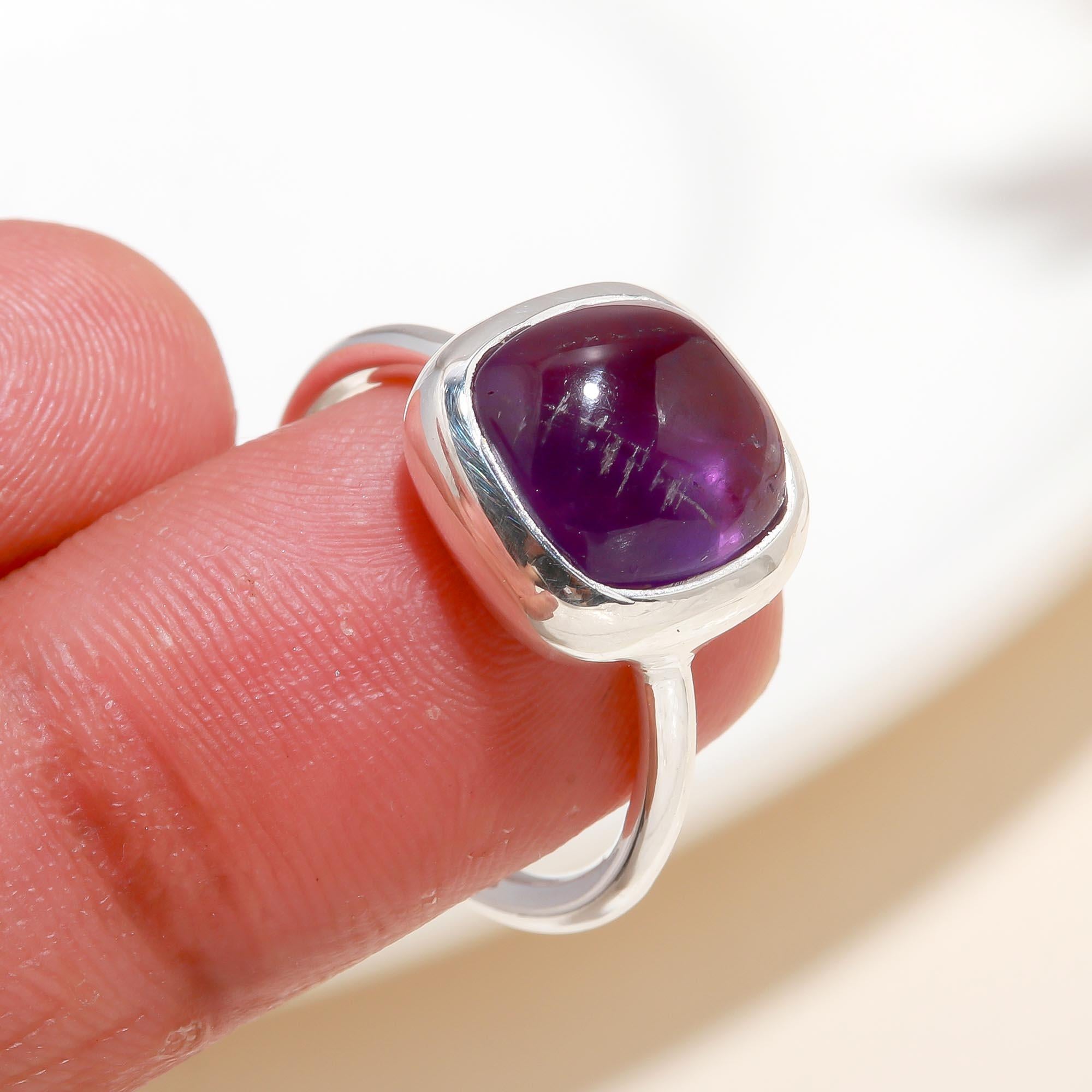 The Violet Sovereign: Amethyst Cabochon & Silver Ring