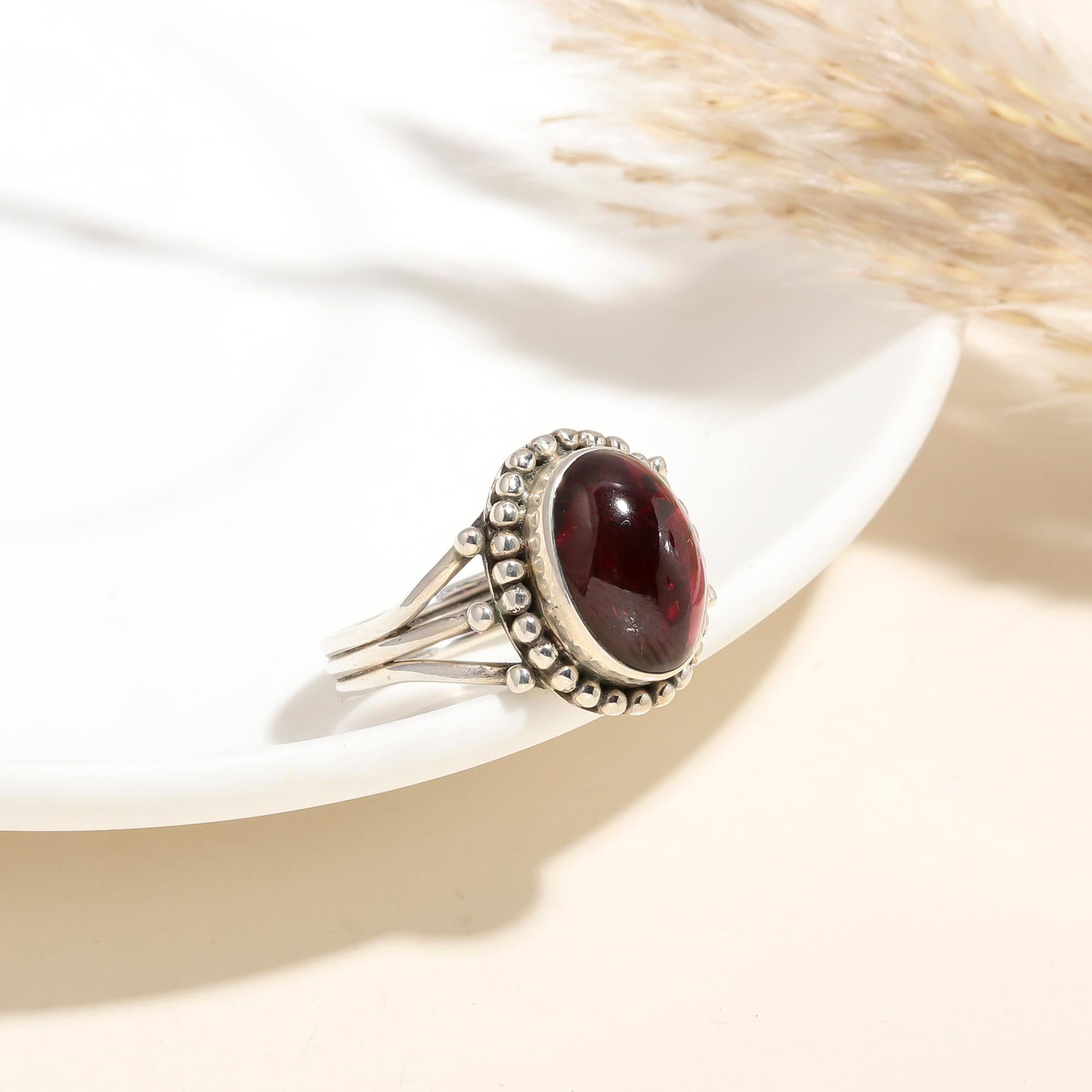 925 Silver Oval Garnet Ring