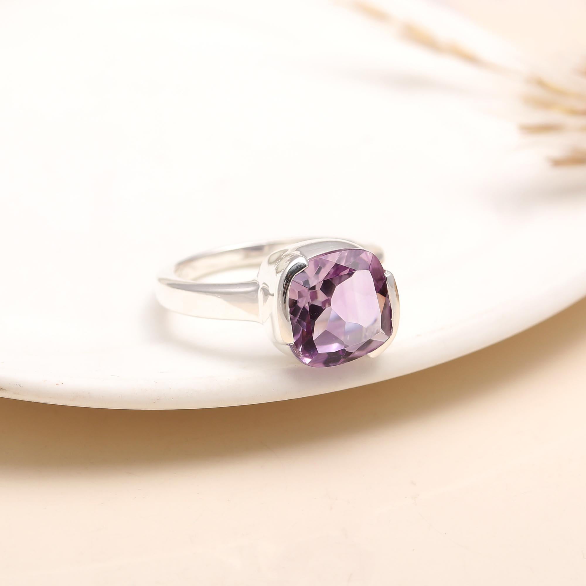 925 Silver Cushion-Cut Amethyst Solitaire Ring