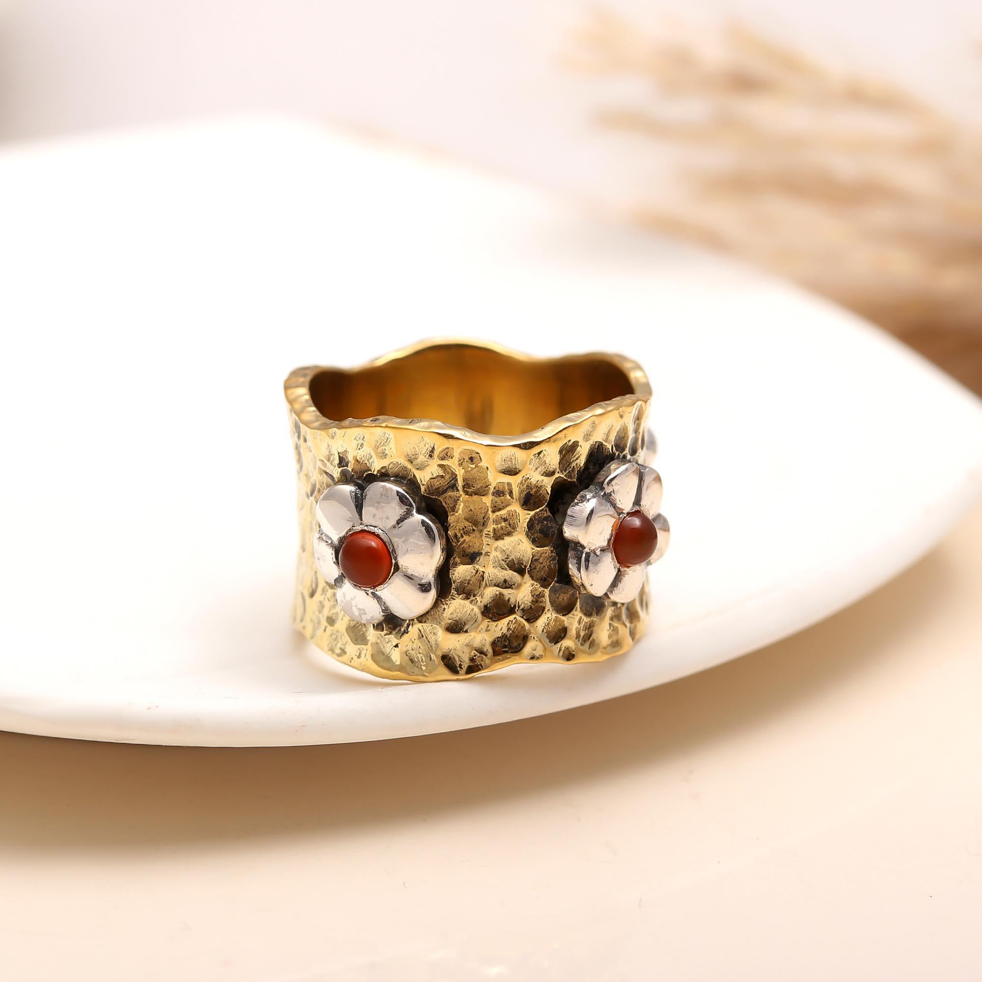 925 Silver Floral Band Ring with Carnelian Accents close-up