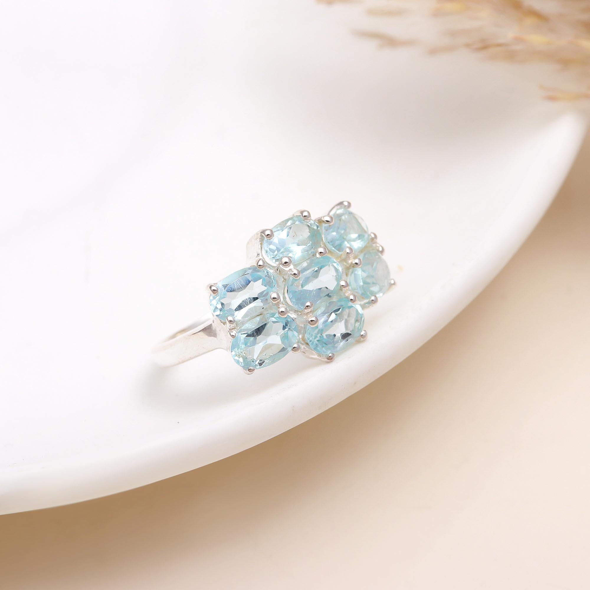 925 Silver Oval Cut Aquamarine Cluster Ring front view