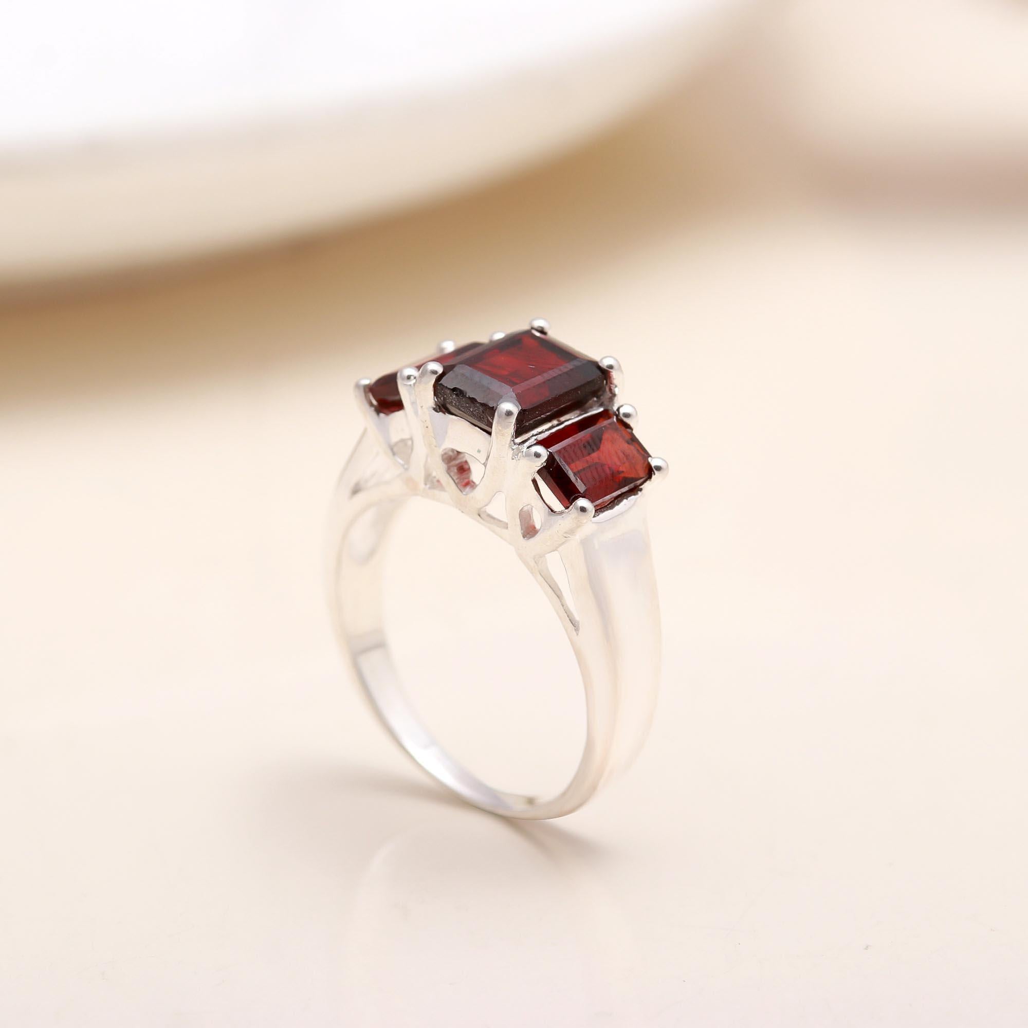 Handmade garnet three-stone silver ring
