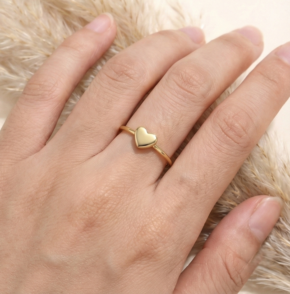 The Little Love: Dainty Puff Heart Ring